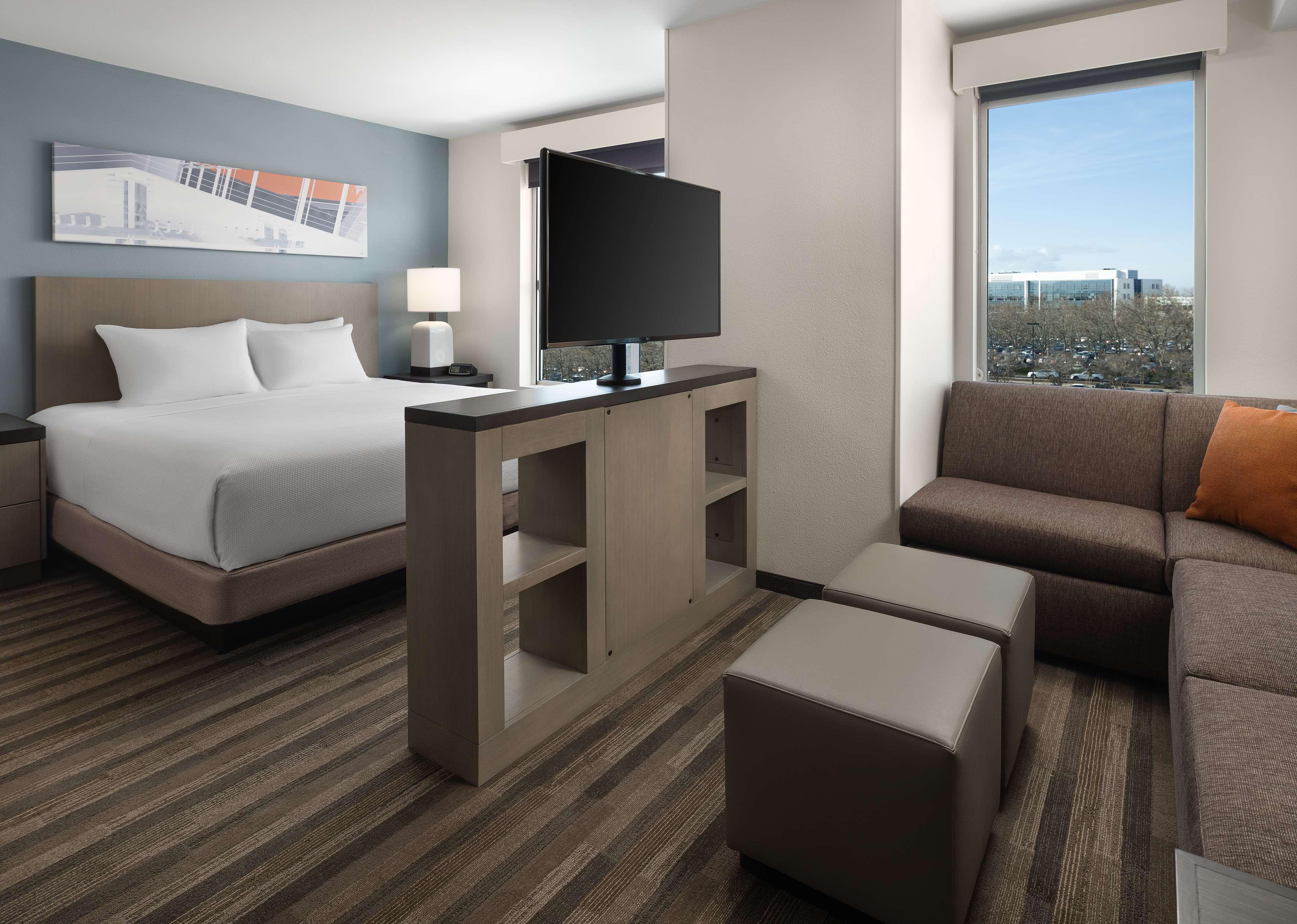 Hyatt House San Jose Airport Hotel Bagian luar foto