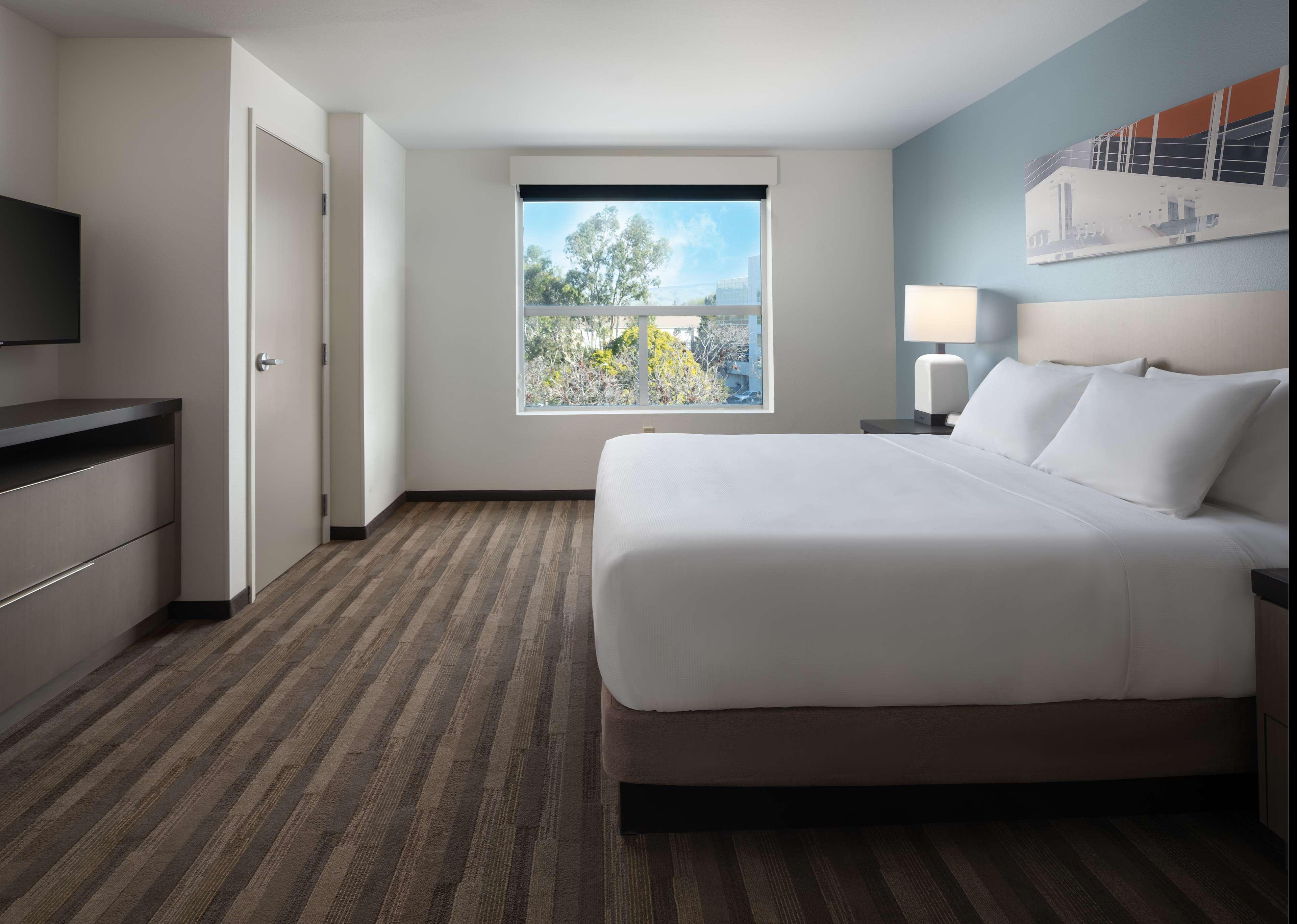 Hyatt House San Jose Airport Hotel Bagian luar foto