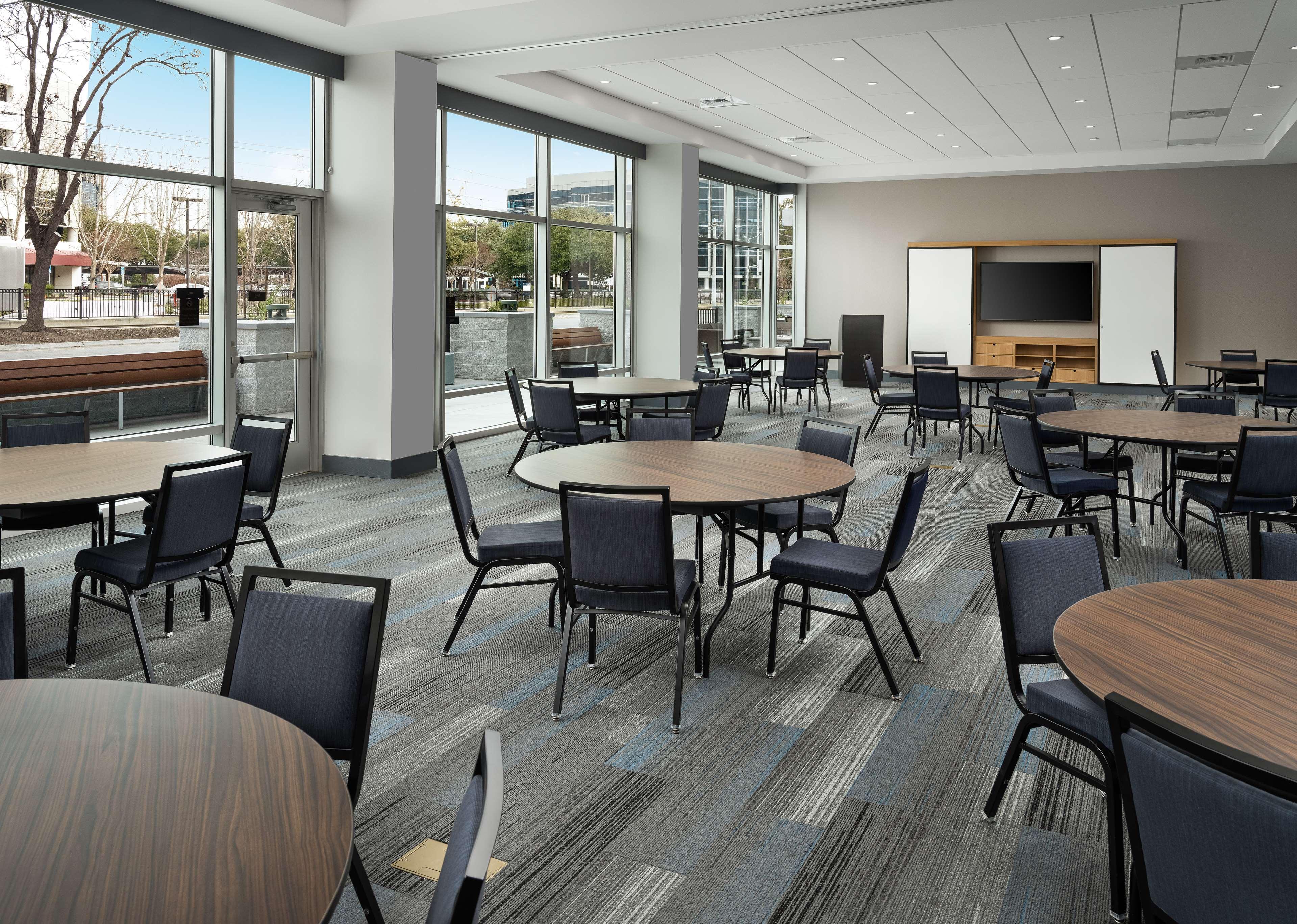 Hyatt House San Jose Airport Hotel Bagian luar foto