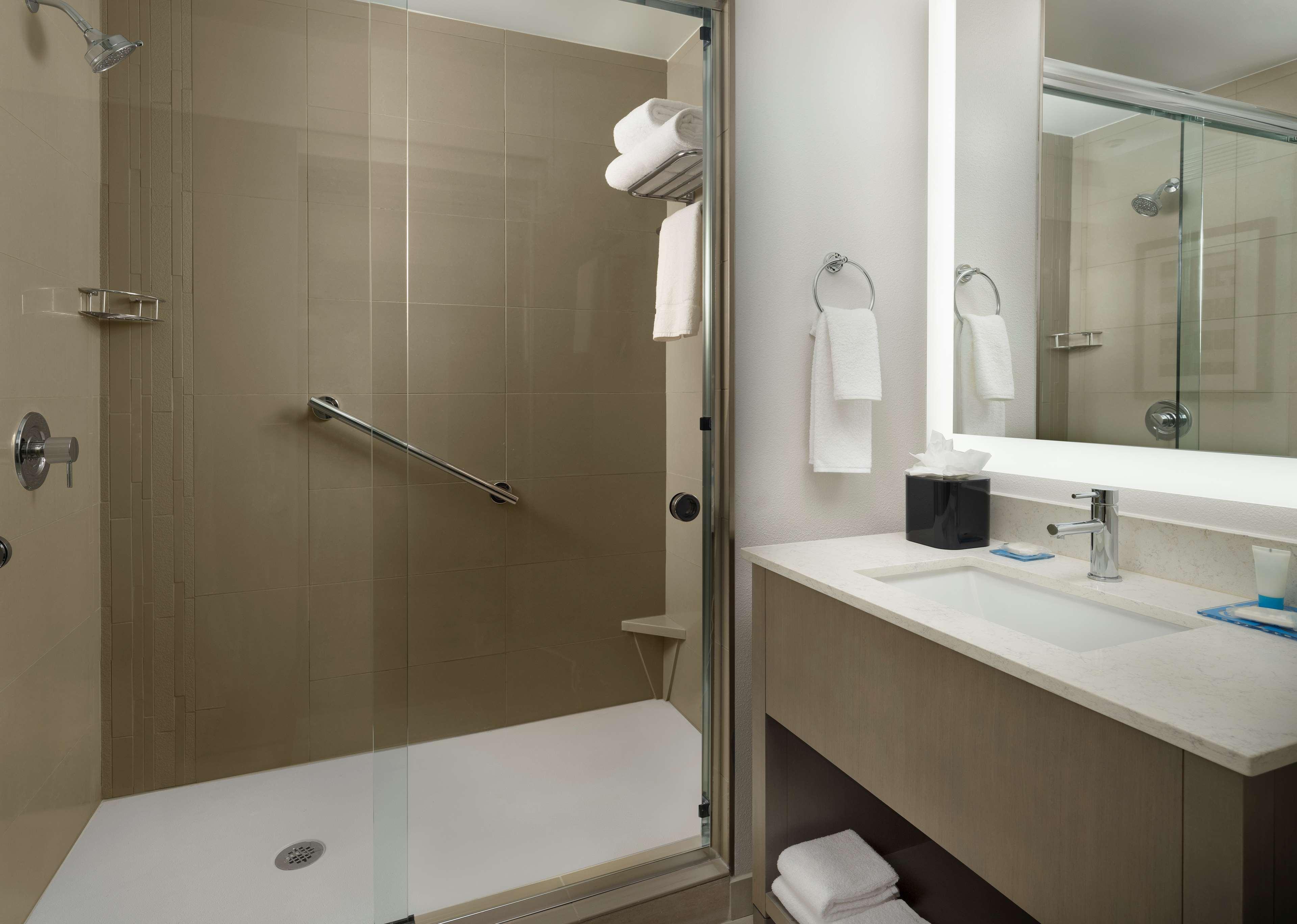 Hyatt House San Jose Airport Hotel Bagian luar foto